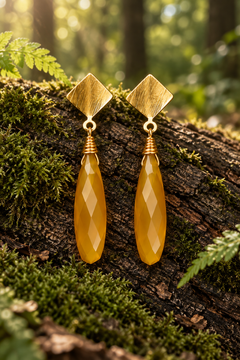 Aros bañados en oro con rombo y calcedonia caramelo — foto 4
